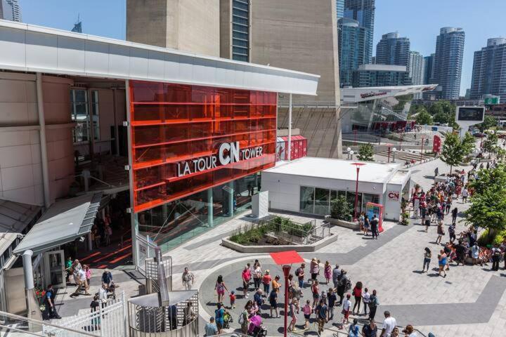 Front Street Suites Toronto Bagian luar foto