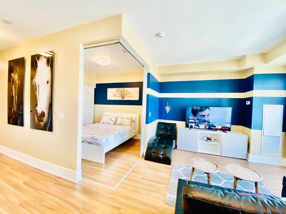Front Street Suites Toronto Bagian luar foto