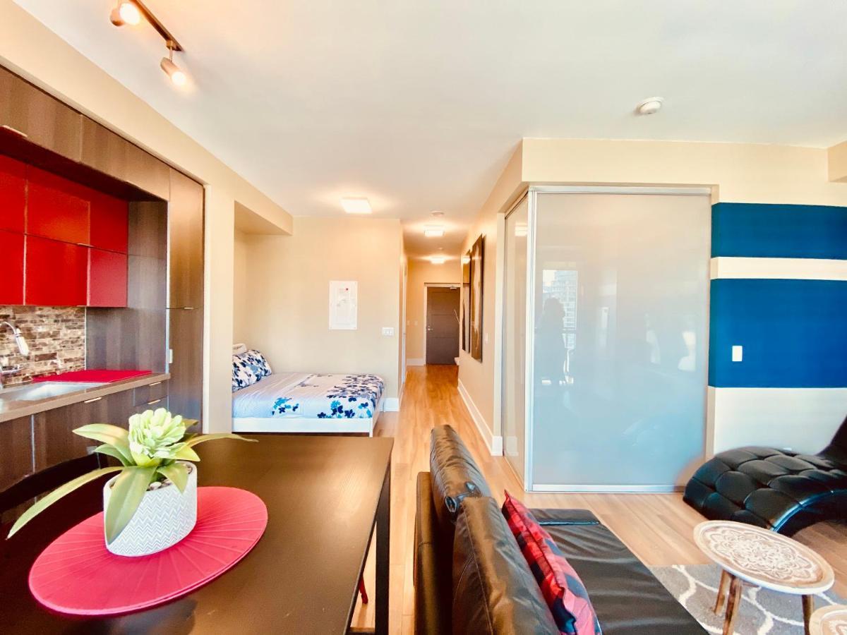 Front Street Suites Toronto Bagian luar foto
